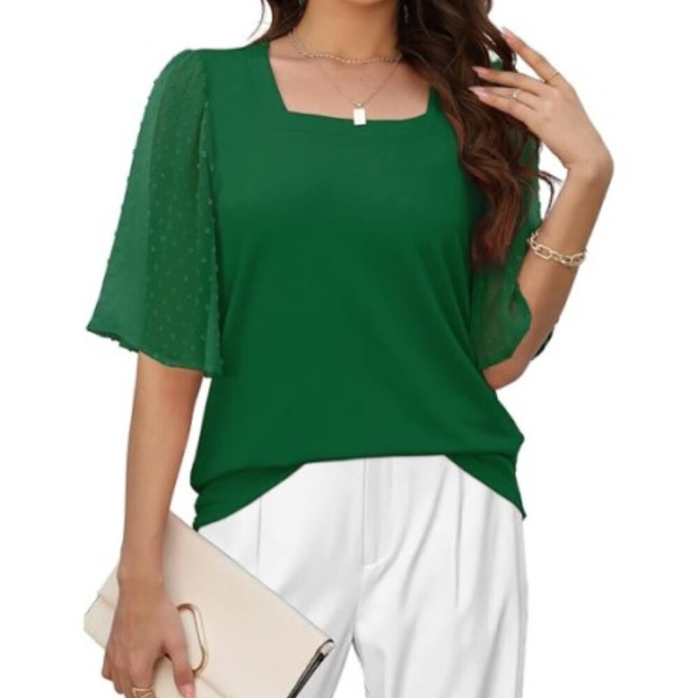 NWT! Green Flutter Bell Sleeve Swiss Dot flowy Top PLUS 3x
